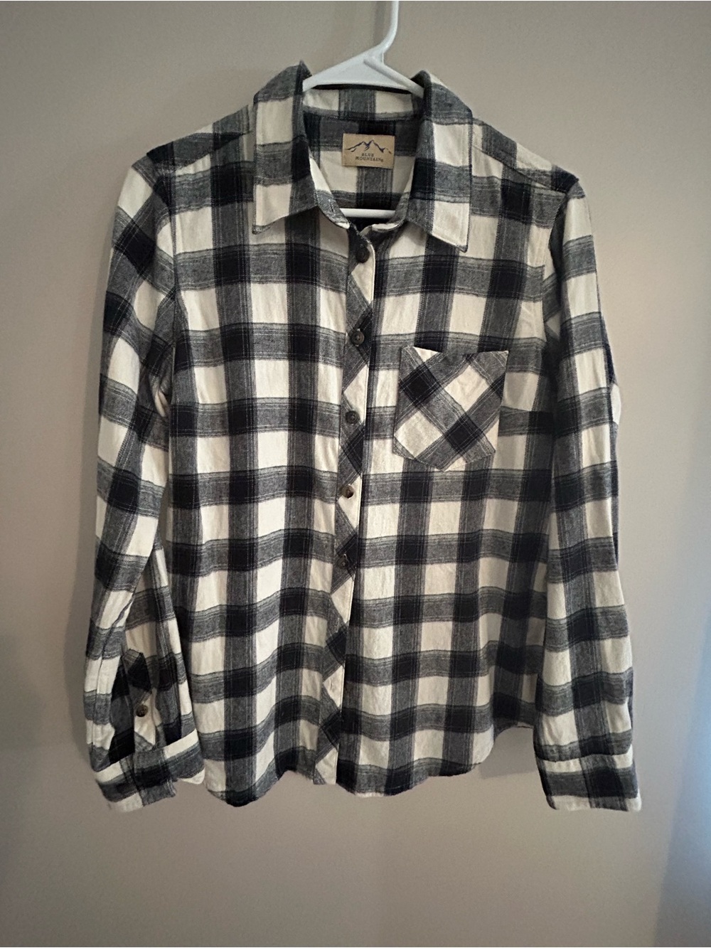 Plaid Flannel Button-Down Shirt - Black & White